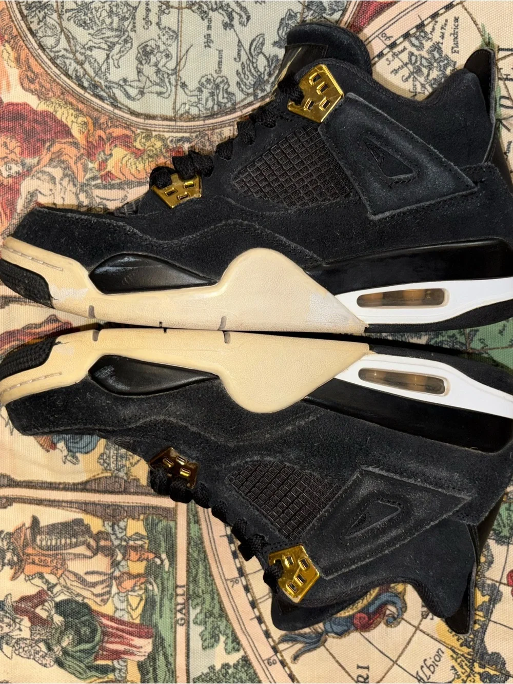 Jordan Men’s Black and Gold Retro Sneakers